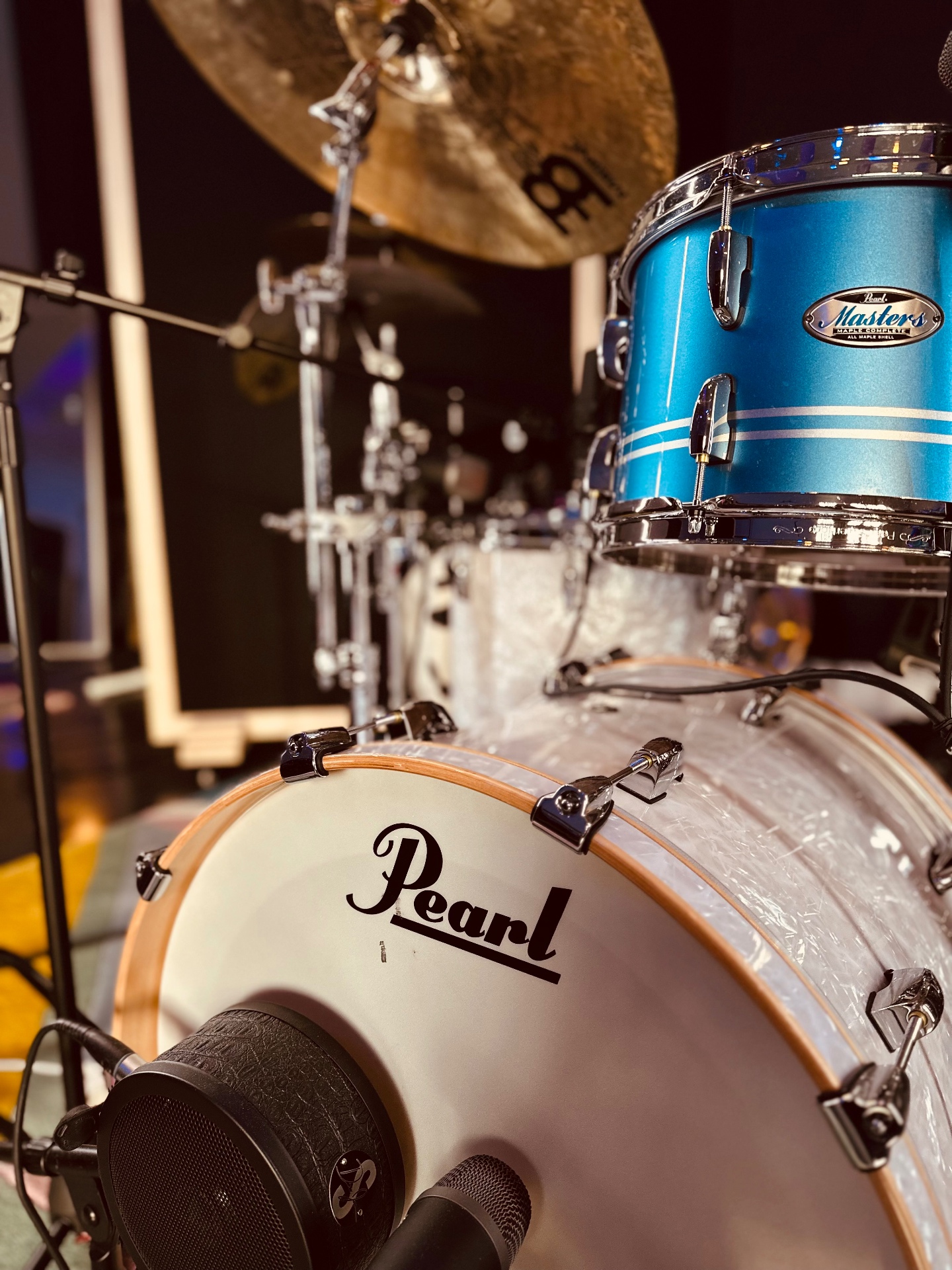Close-up of the Pearl bass drum at Poolehaus